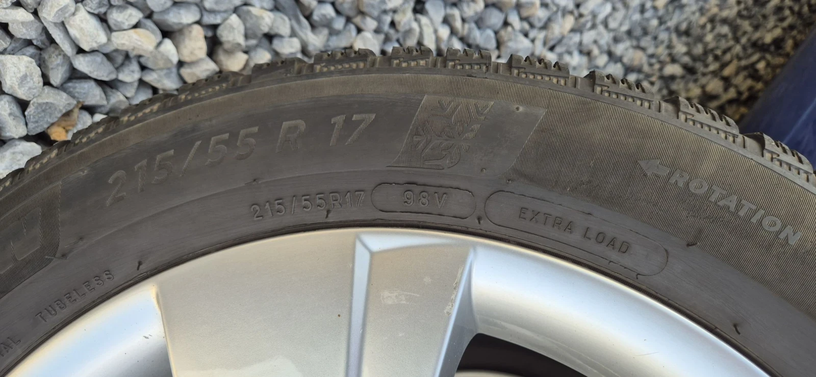    215/55R17  Skoda | Mobile.bg   5