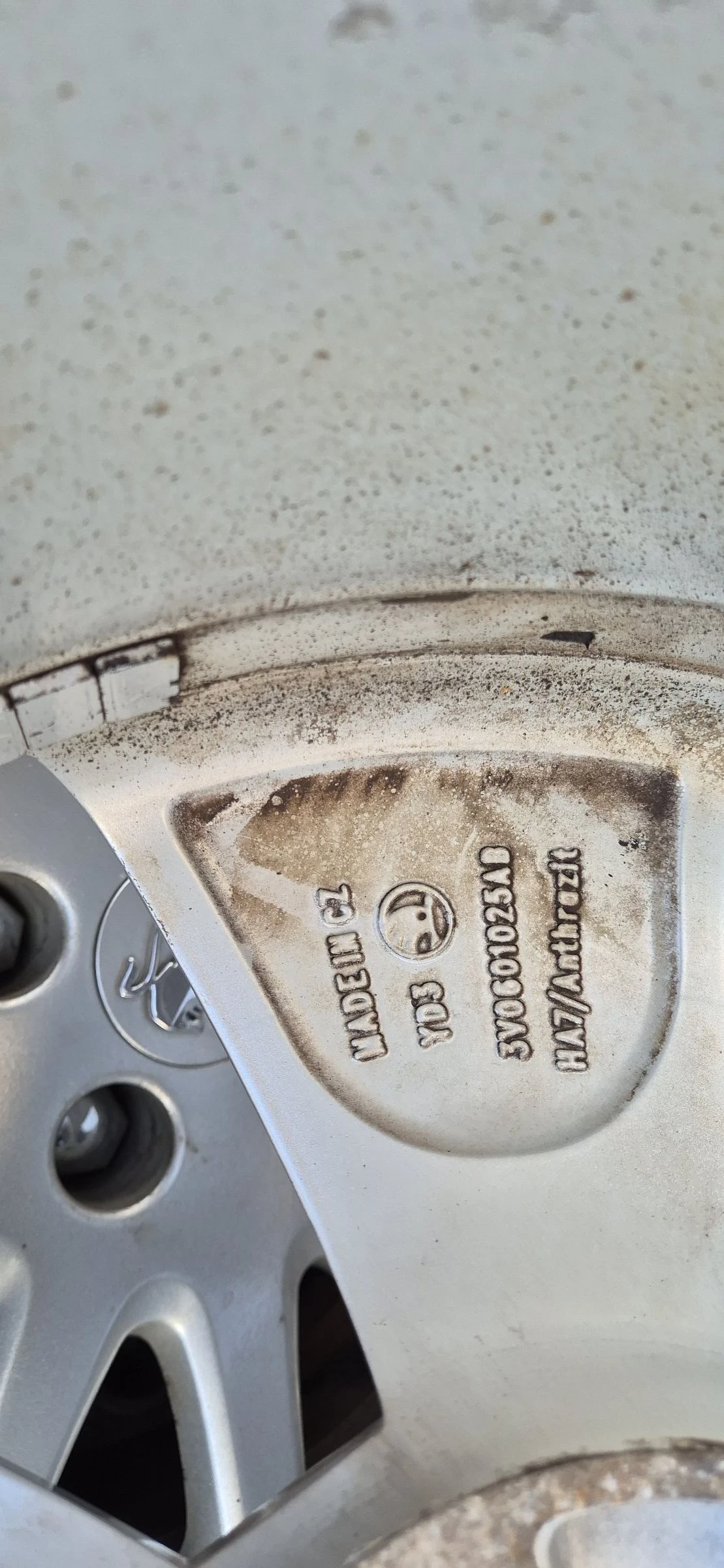    215/55R17  Skoda | Mobile.bg   7