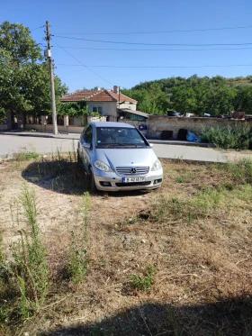 Mercedes-Benz 220, снимка 6