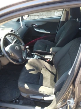 Toyota Corolla 2000 | Mobile.bg    13