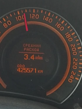 Обява за продажба на Toyota Corolla 2000 ~8 300 лв. - изображение 2