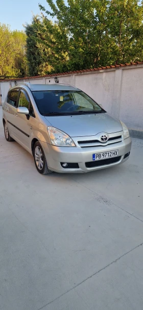 Обява за продажба на Toyota Corolla verso 1.8 LPC ~6 500 лв. - изображение 1