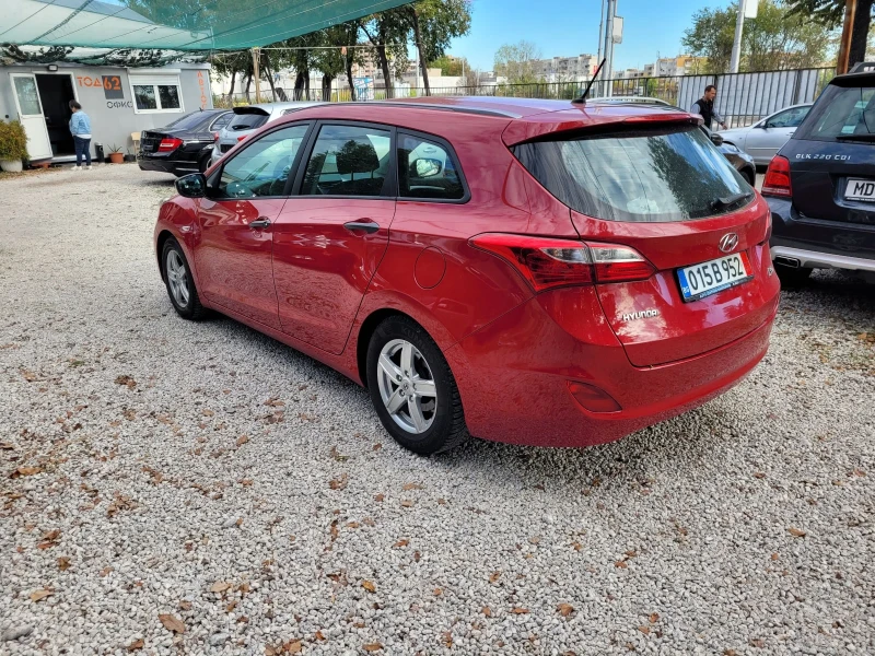 Hyundai I30 1.4 CRDI , снимка 4 - Автомобили и джипове - 46930154