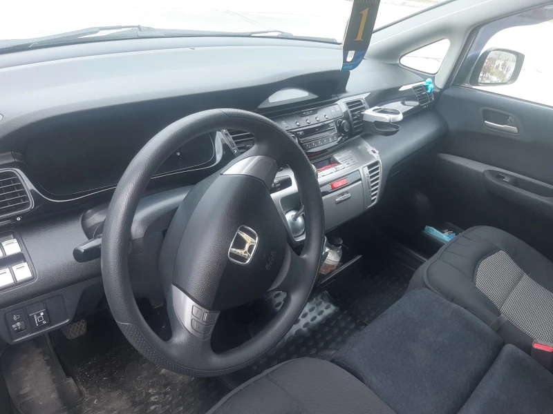 Honda Fr-v, снимка 2 - Автомобили и джипове - 47402705