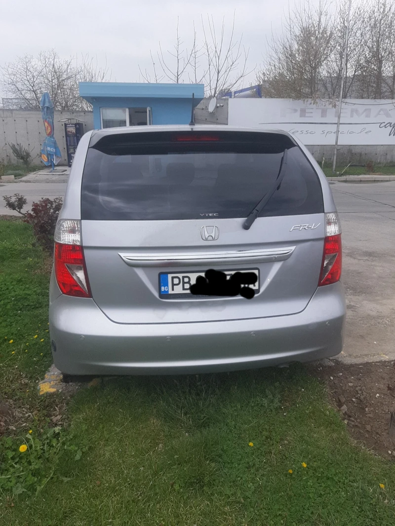 Honda Fr-v, снимка 3 - Автомобили и джипове - 47402705