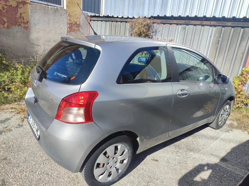 Toyota Yaris, снимка 2 - Автомобили и джипове - 48155939