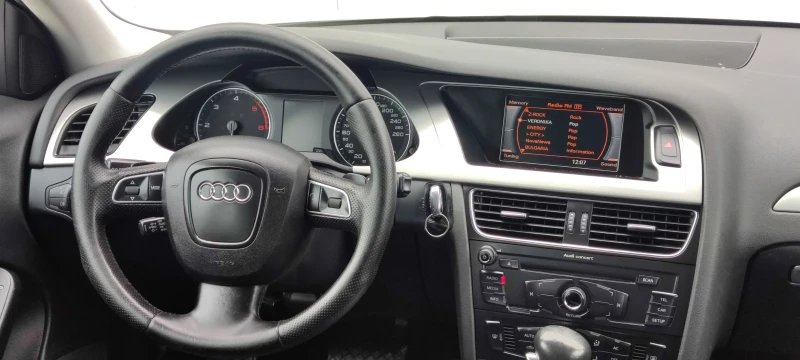 Audi A4 2.0TDI* 143к.с * Led* , снимка 15 - Автомобили и джипове - 49058894