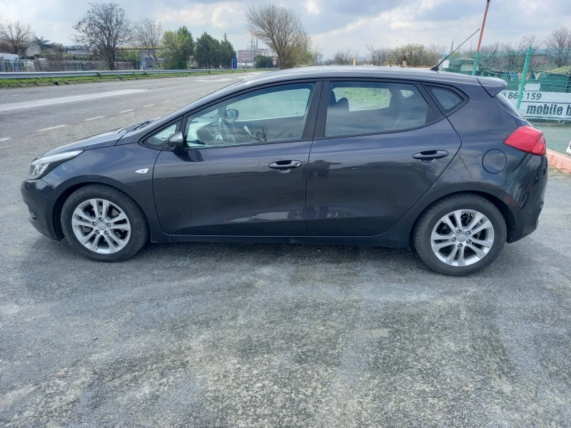 Kia Ceed 1.4 -90KC  HAВИГАЦИЯ   6 - СКОРОСТИ ТОП СЪСТОЯНИЕ , снимка 7 - Автомобили и джипове - 49712212