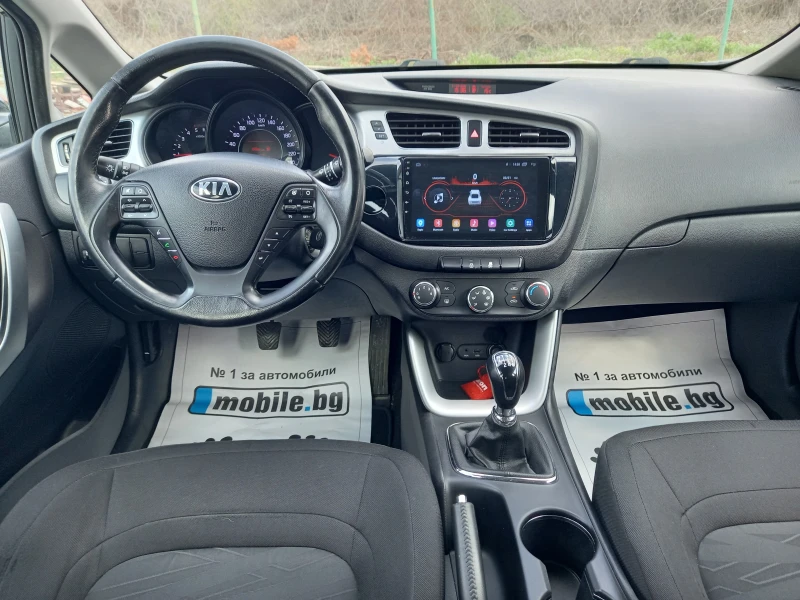 Kia Ceed 1.4 -90KC  HAВИГАЦИЯ   6 - СКОРОСТИ ТОП СЪСТОЯНИЕ , снимка 14 - Автомобили и джипове - 49712212