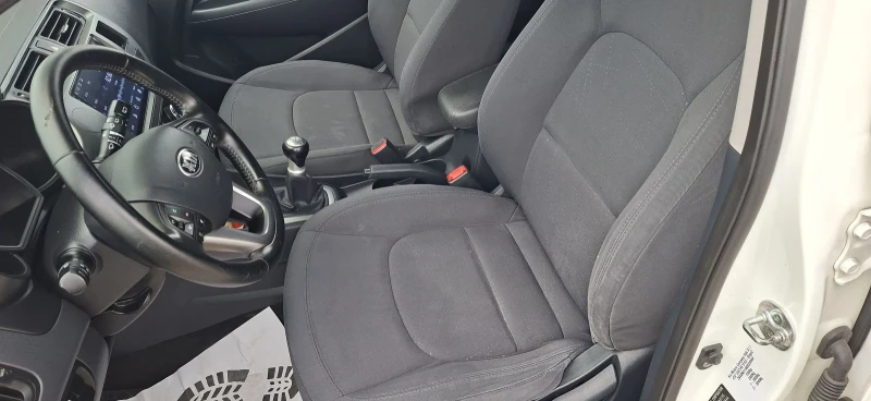 Kia Rio 1, 3 БЕНЗИН/ГАЗ, снимка 8 - Автомобили и джипове - 51888244