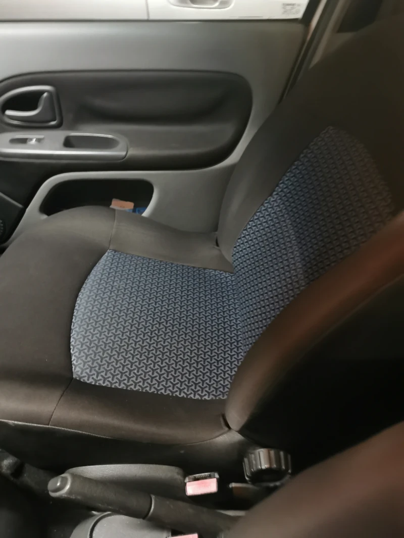 Renault Symbol, снимка 10 - Автомобили и джипове - 52359854