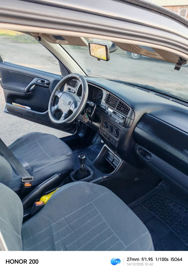 VW Golf 1.6 GT 101 KS. , снимка 8 - Автомобили и джипове - 52806999