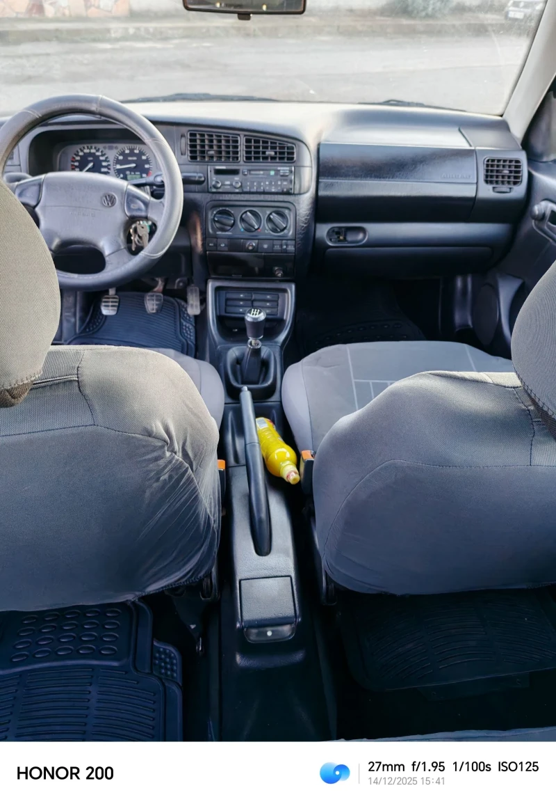 VW Golf 1.6 GT 101 KS. , снимка 10 - Автомобили и джипове - 52806999