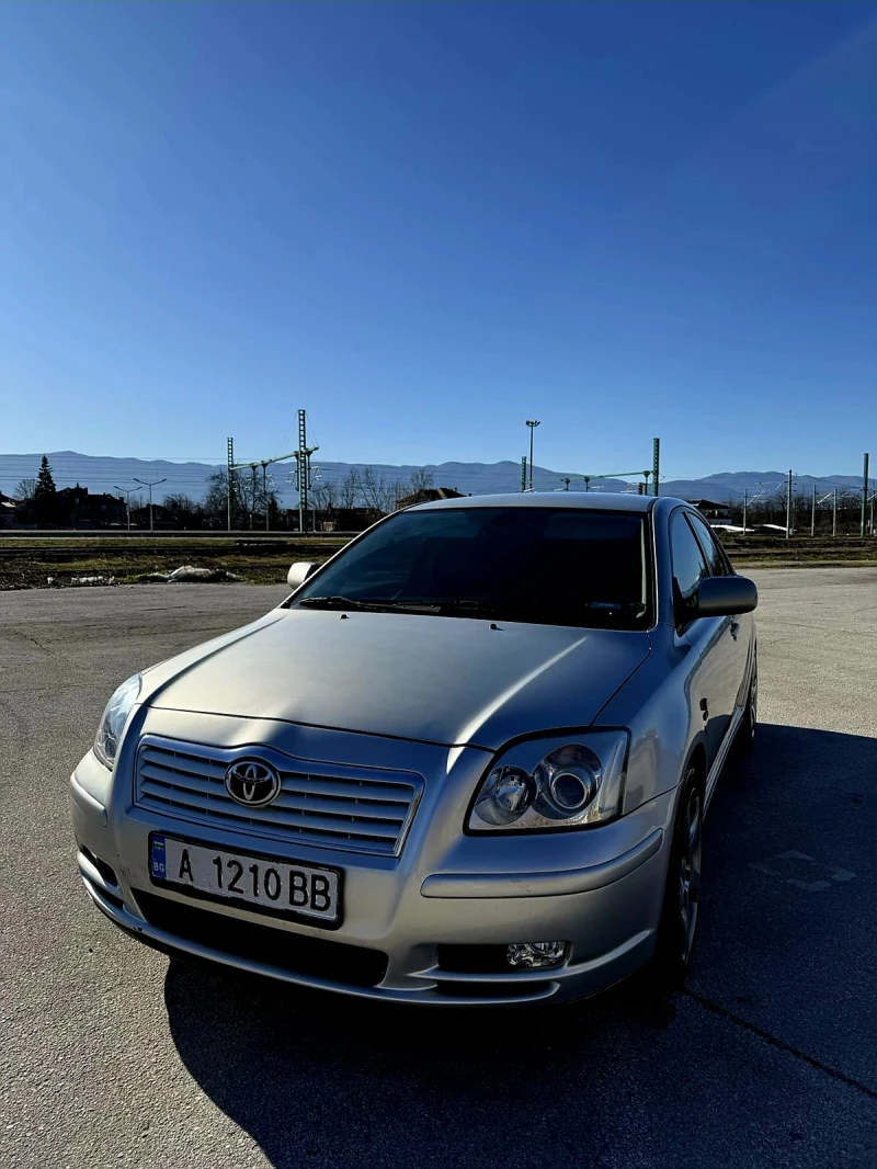 Toyota Avensis 1.8 VVTI, снимка 14 - Автомобили и джипове - 52930325