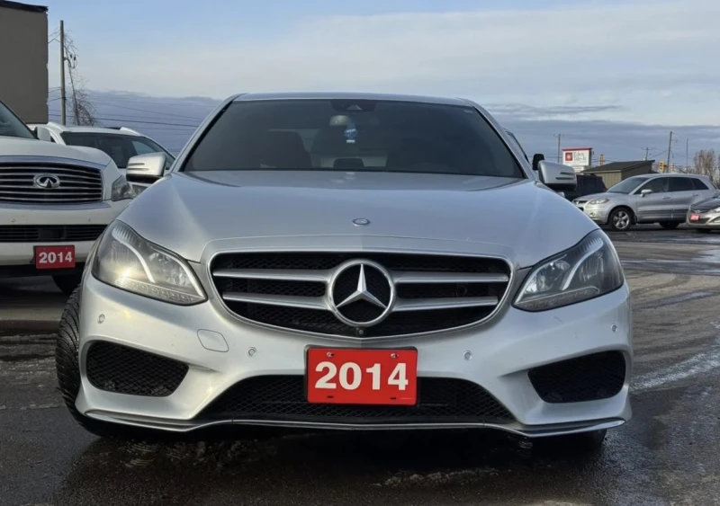 Mercedes-Benz E 350 4MATIC * * КАМЕРА * * CARFAX * * АВТО КРЕДИТ * * , снимка 2 - Автомобили и джипове - 53012268