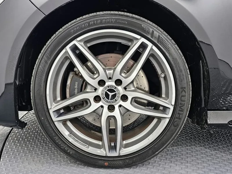 Mercedes-Benz CLA 2.5, снимка 5 - Автомобили и джипове - 54287661