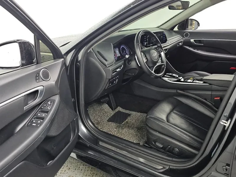 Hyundai Sonata 1.6 Turbo Premium Family, снимка 10 - Автомобили и джипове - 55784960