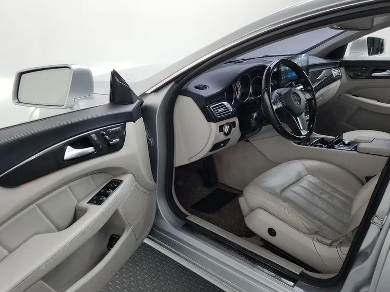 Mercedes-Benz CLS Blue Efficiency, снимка 10 - Автомобили и джипове - 55902916