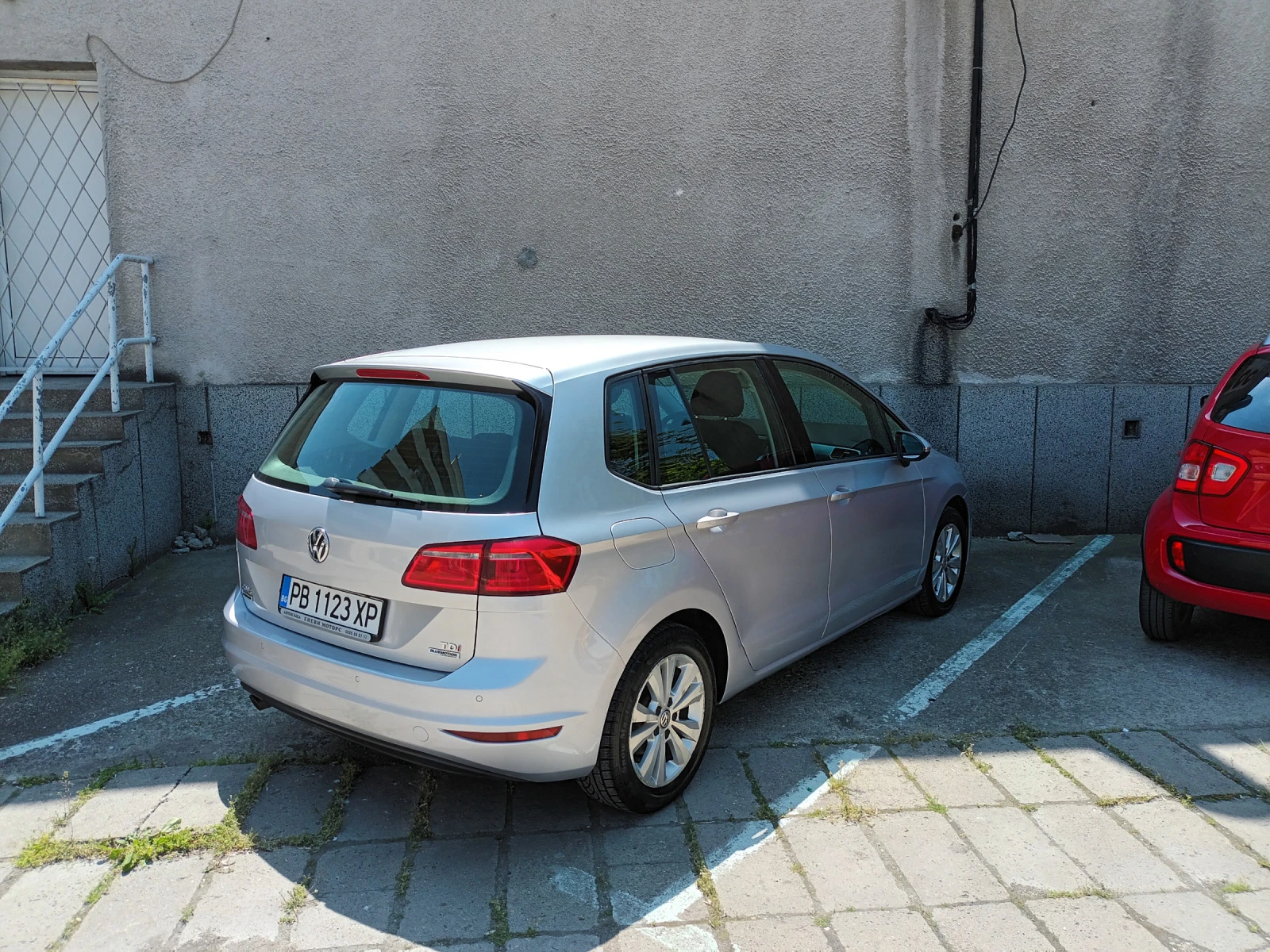 VW Sportsvan Golf* Blue motion* Euro 6* 1.6 TDI* 110 kc - изображение 4