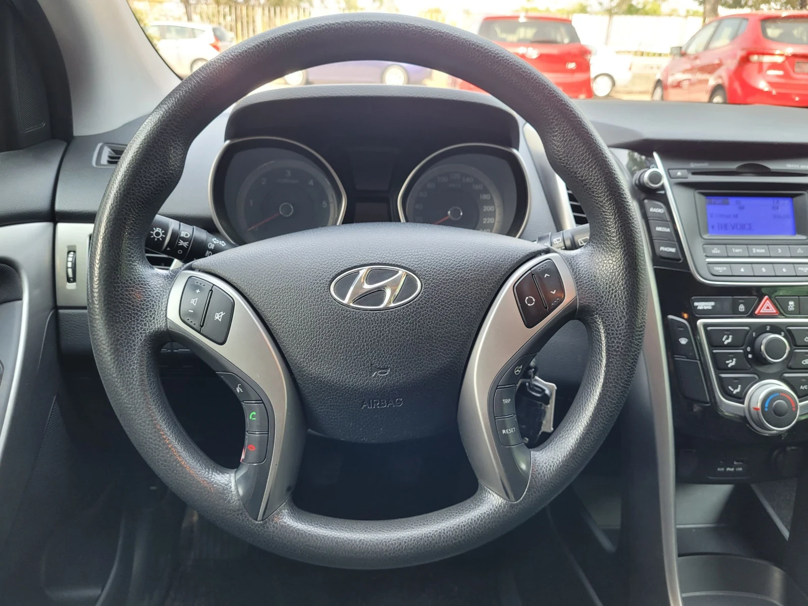 Hyundai I30 1.4 CRDI  | Mobile.bg — изображение 12