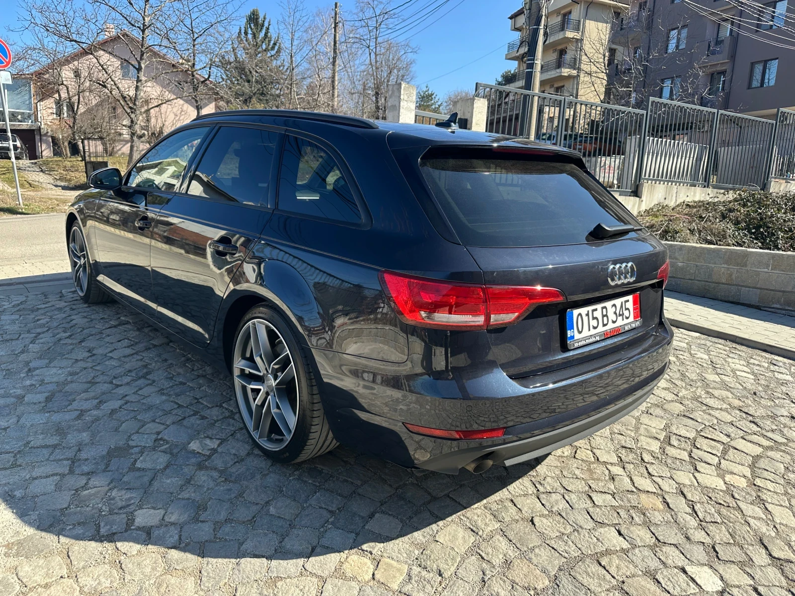 Audi A4 2.0TDI_150kc_Automatic - изображение 6