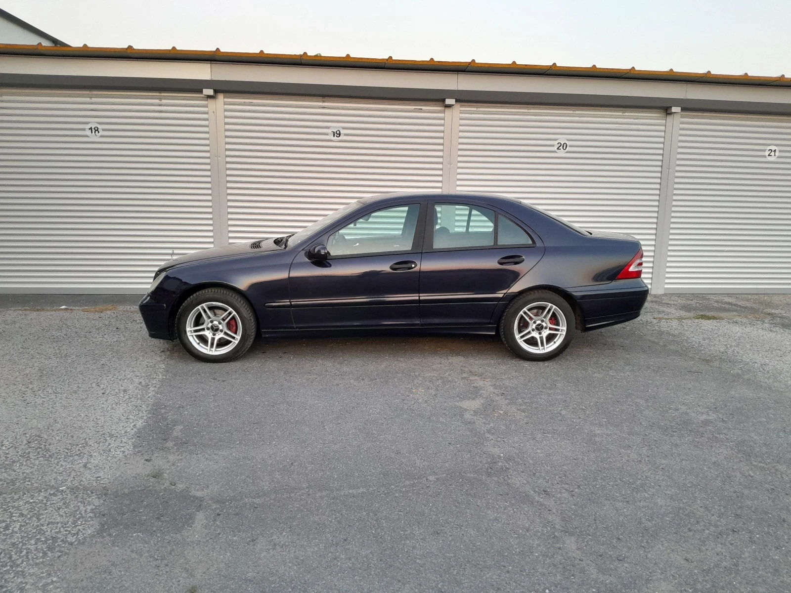 Mercedes-Benz C 220  - изображение 6
