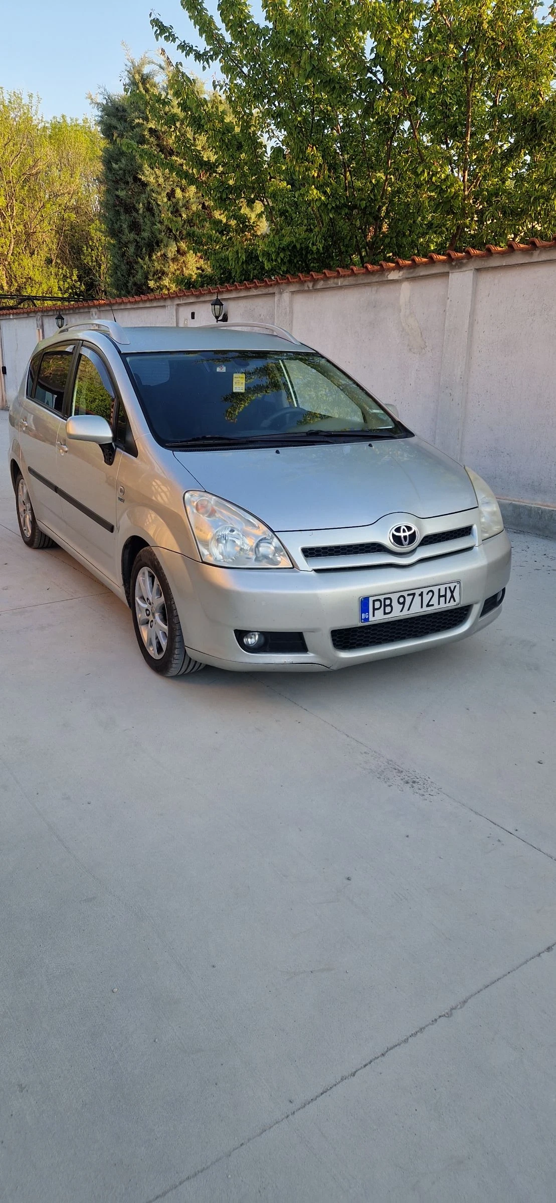 Toyota Corolla verso 1.8 LPC - изображение 2