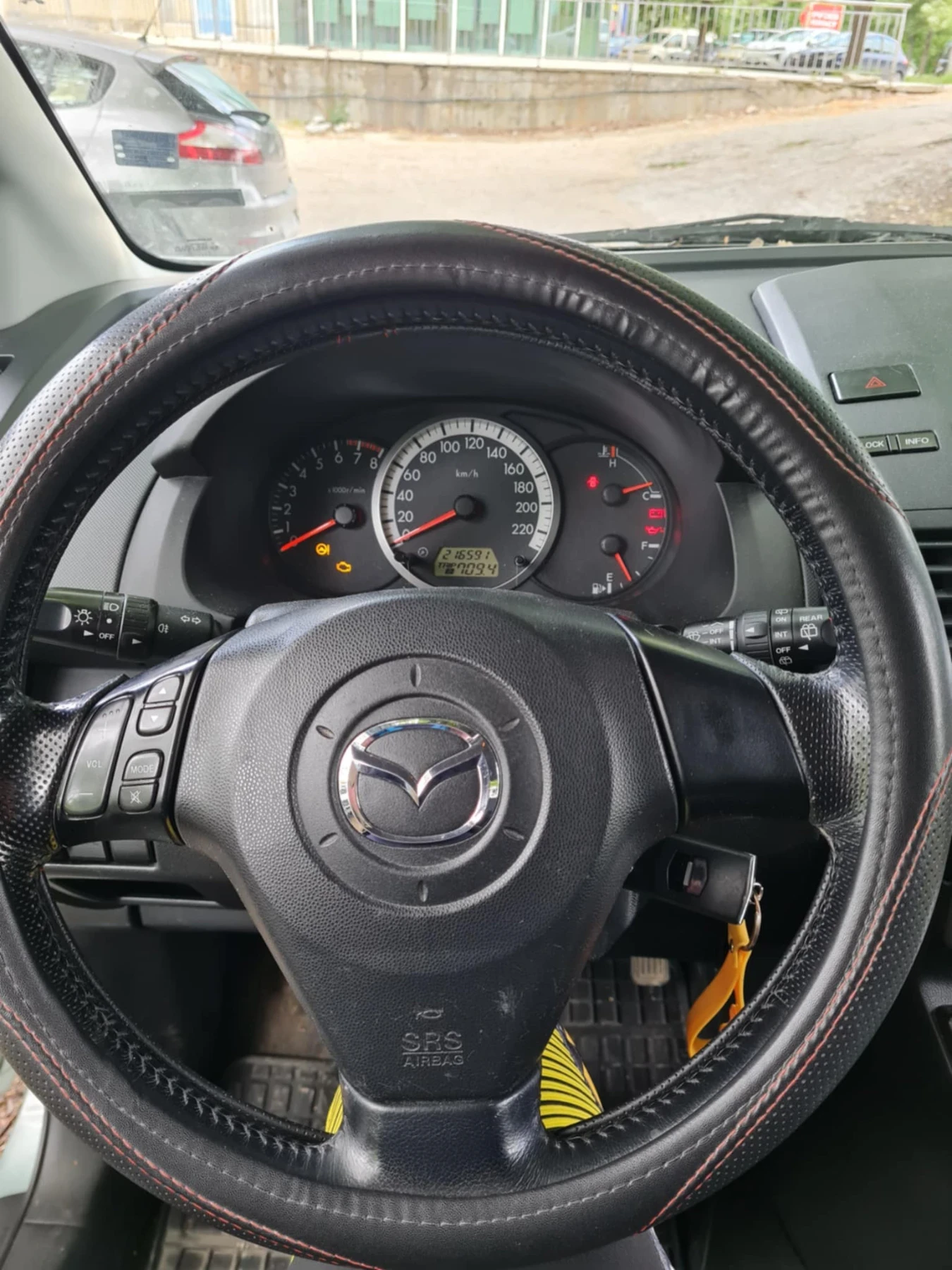 Mazda 5  - изображение 5