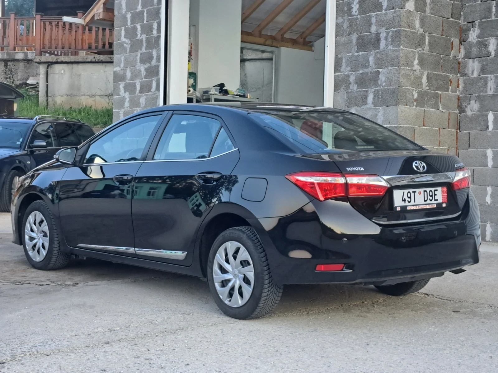 Toyota Corolla 1.6i 132 k.c Valve Matic* Navi - изображение 2