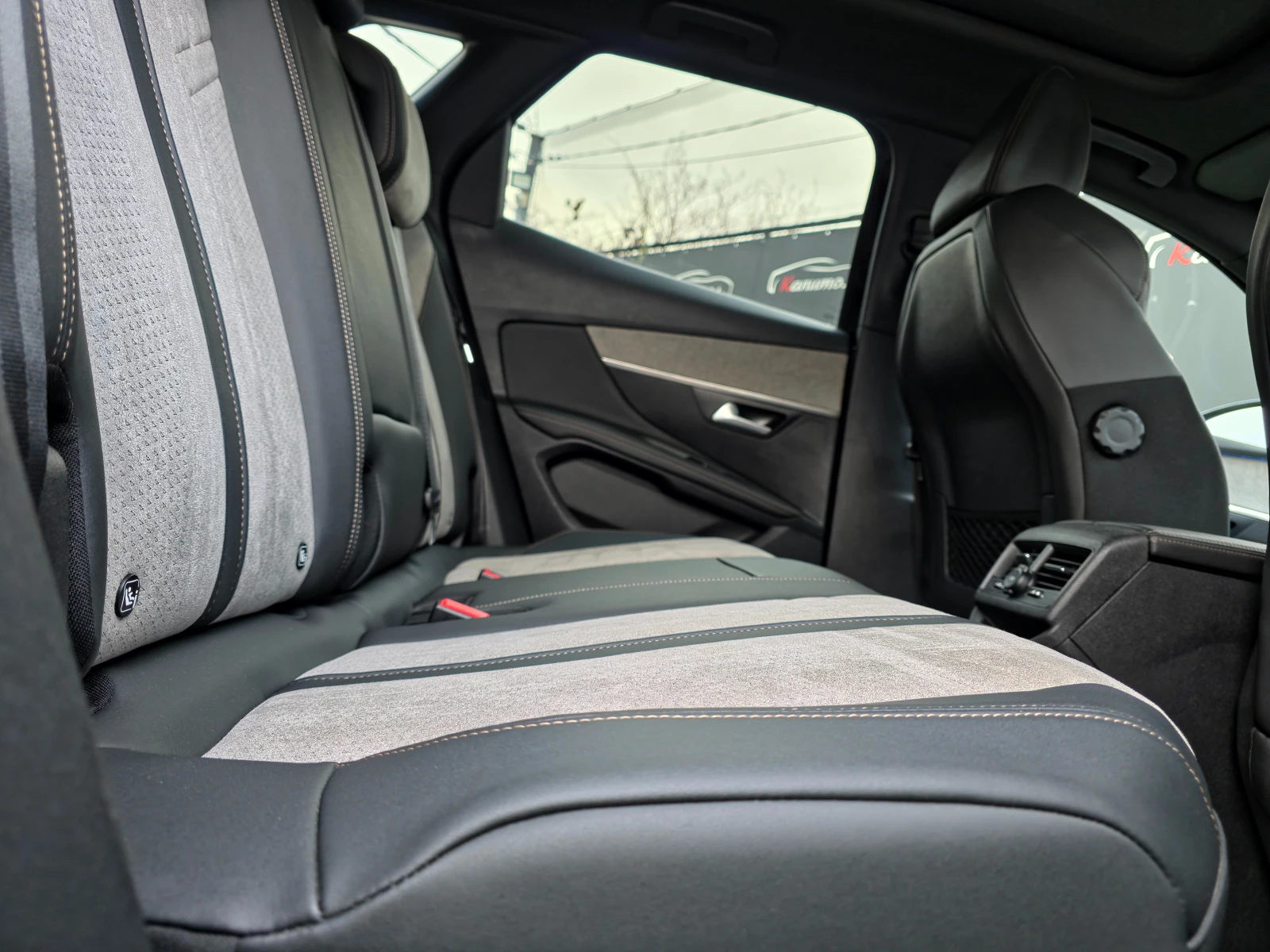 Peugeot 3008 GT 300 4WD PLUG-IN-HYBRID S&S EAT8 | Mobile.bg � ����������� 11