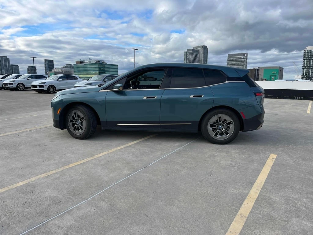 BMW iX * xDrive50 * CARFAX * БЕЗ ПЪРВОНАЧАЛНА ВНОСКА - изображение 2