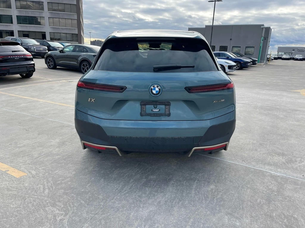 BMW iX * xDrive50 * CARFAX * БЕЗ ПЪРВОНАЧАЛНА ВНОСКА - изображение 4