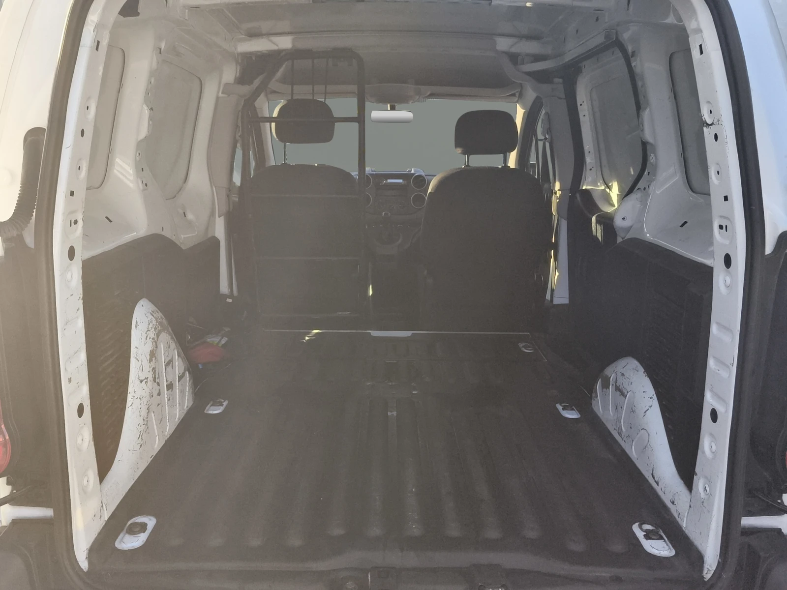 Citroen Berlingo 1.6HDi 75 BVM5 E6 // 1807R18 | Mobile.bg � ����������� 14