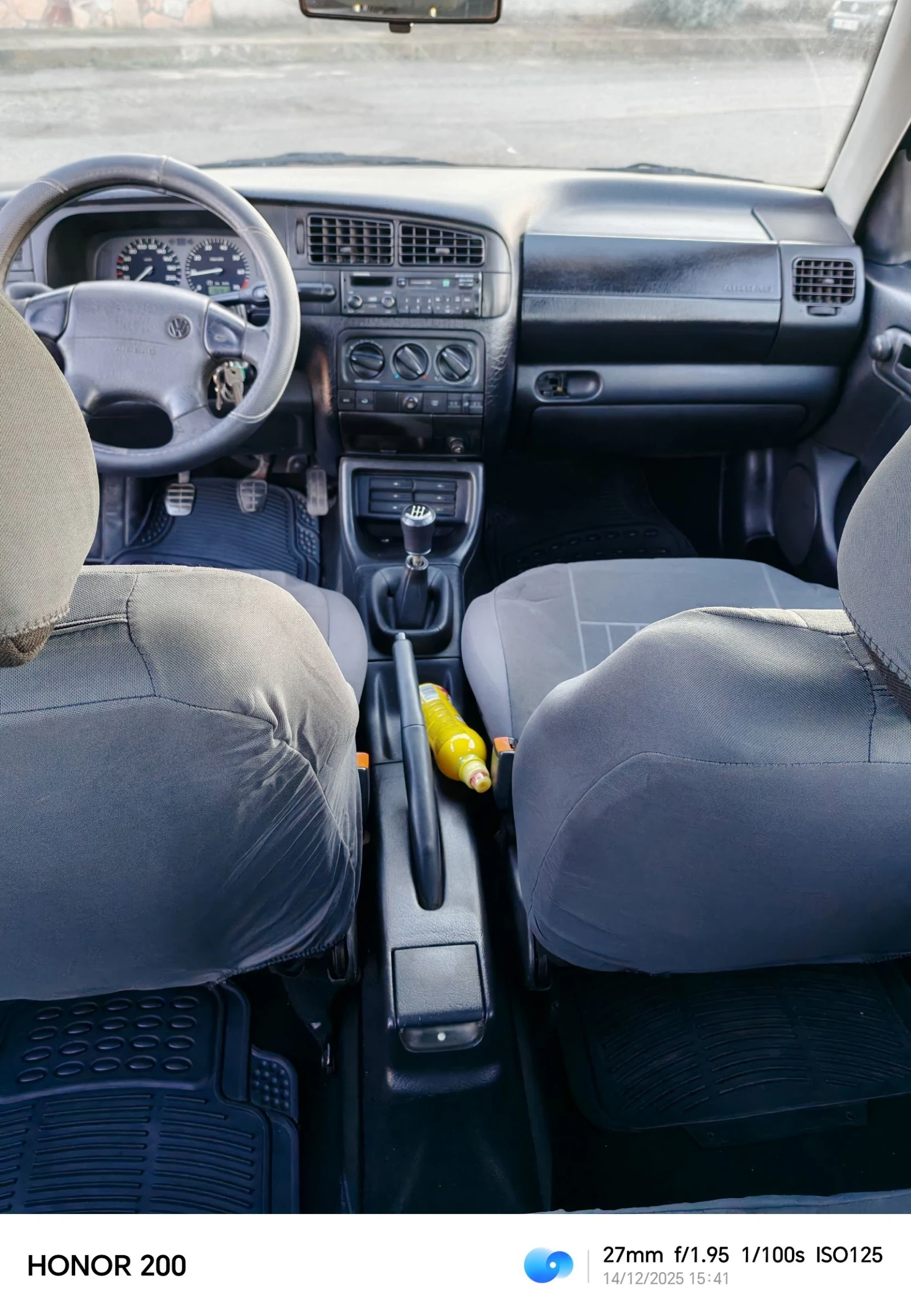 VW Golf 1.6 GT 101 KS.  - изображение 10