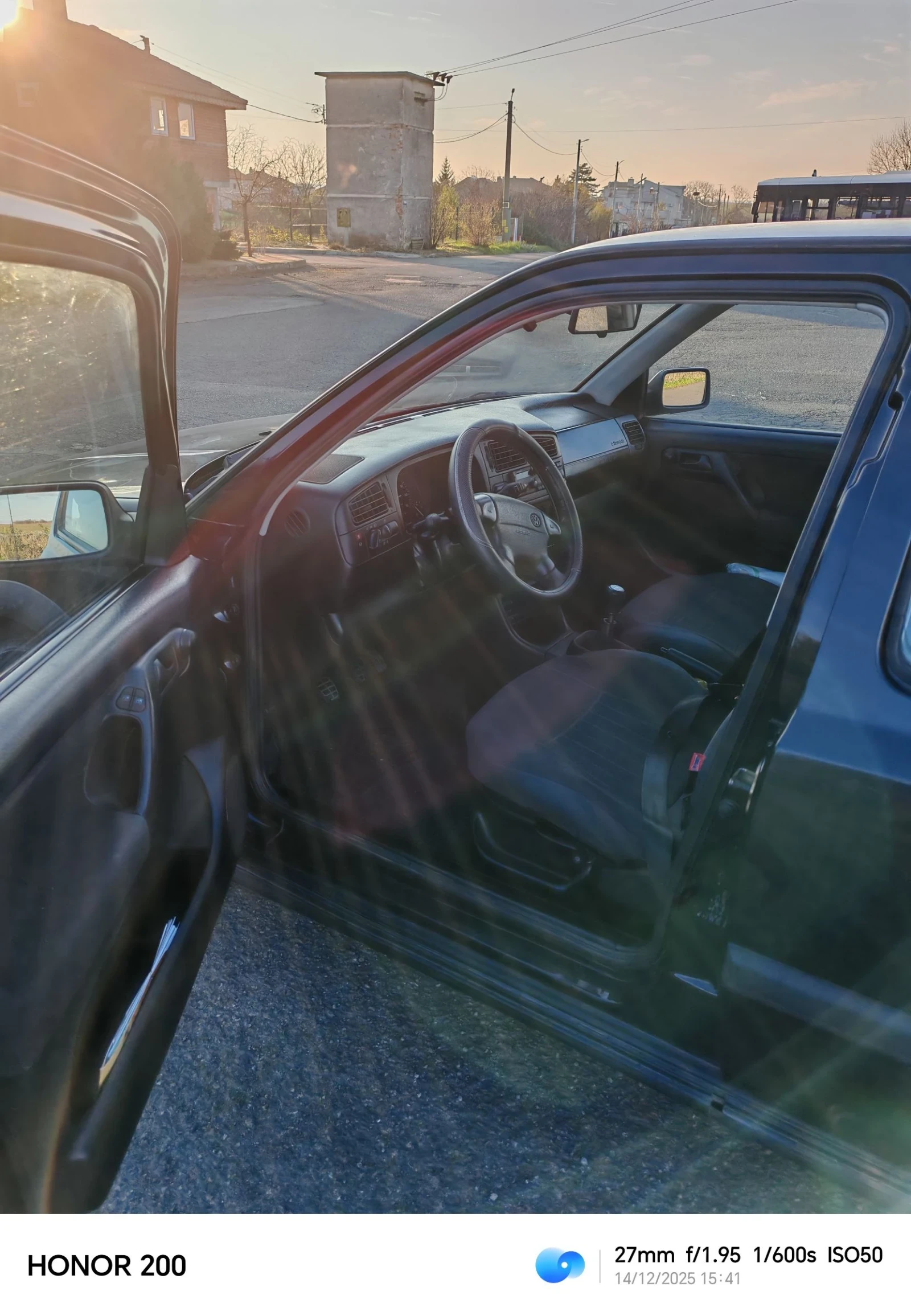 VW Golf 1.6 GT 101 KS.  - изображение 6