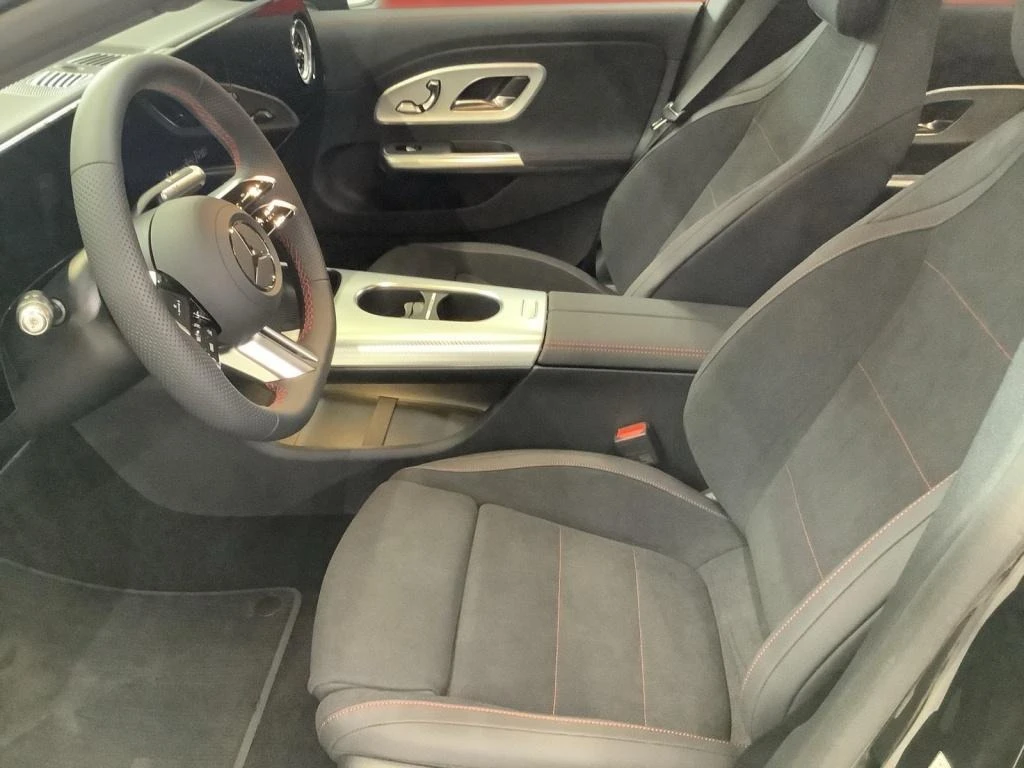 Mercedes-Benz CLA 250 EQ AMG-LINE 360 CAMERA PANORAMA - изображение 9