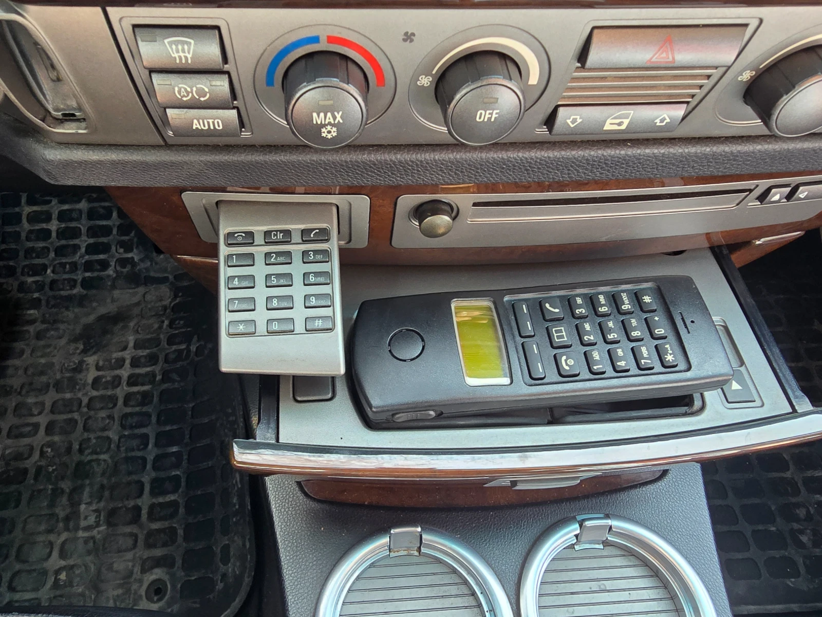 BMW 745  - изображение 8