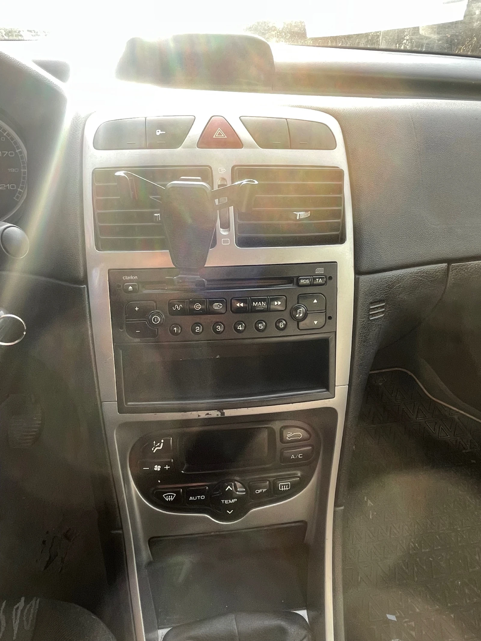 Peugeot 307 HDI, снимка 6 - Автомобили и джипове - 54014763