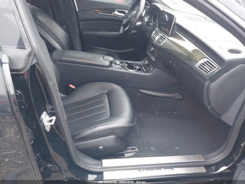 Mercedes-Benz CLS 550 4.7l, снимка 5 - Автомобили и джипове - 54119748