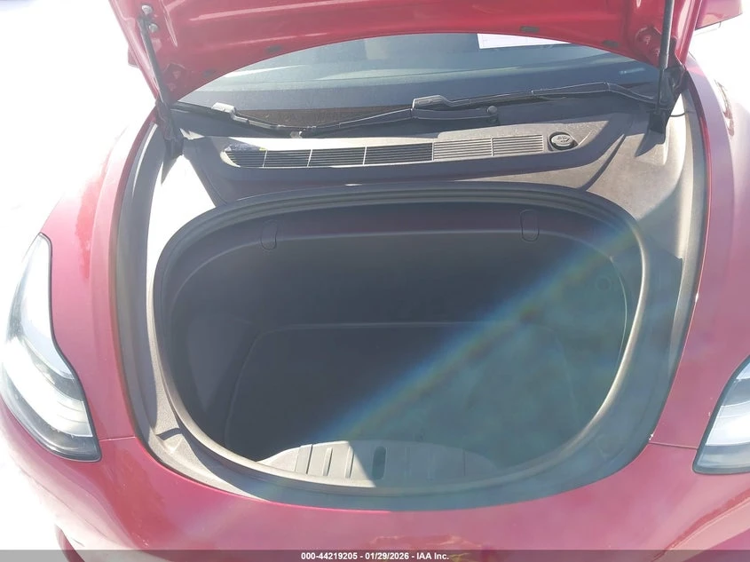 Tesla Model 3 Long Range Battery RWD, снимка 10 - Автомобили и джипове - 54294838