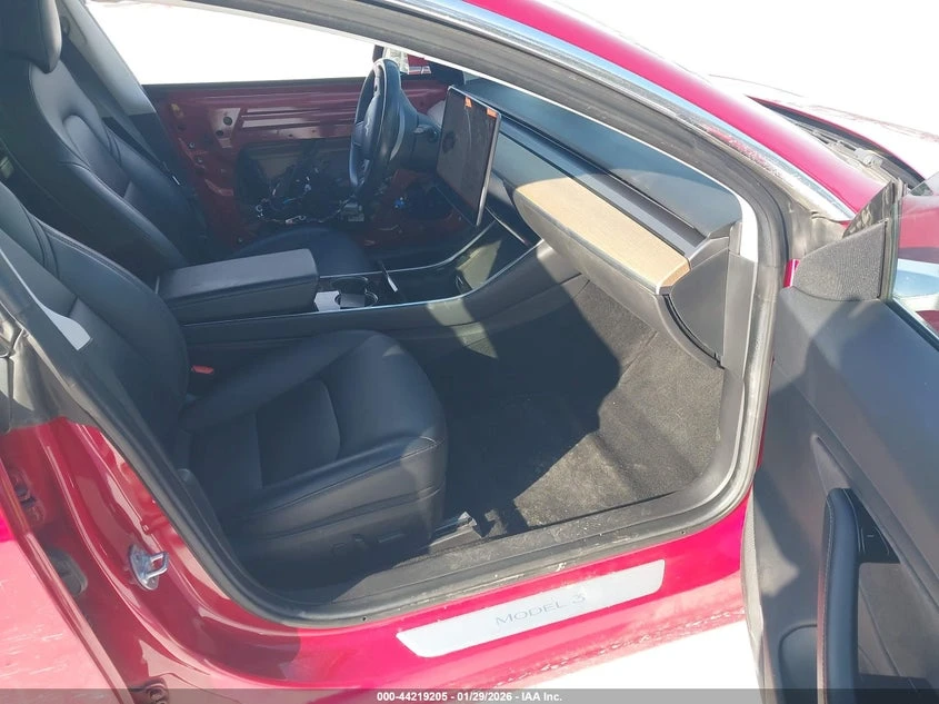 Tesla Model 3 Long Range Battery RWD, снимка 5 - Автомобили и джипове - 54294838