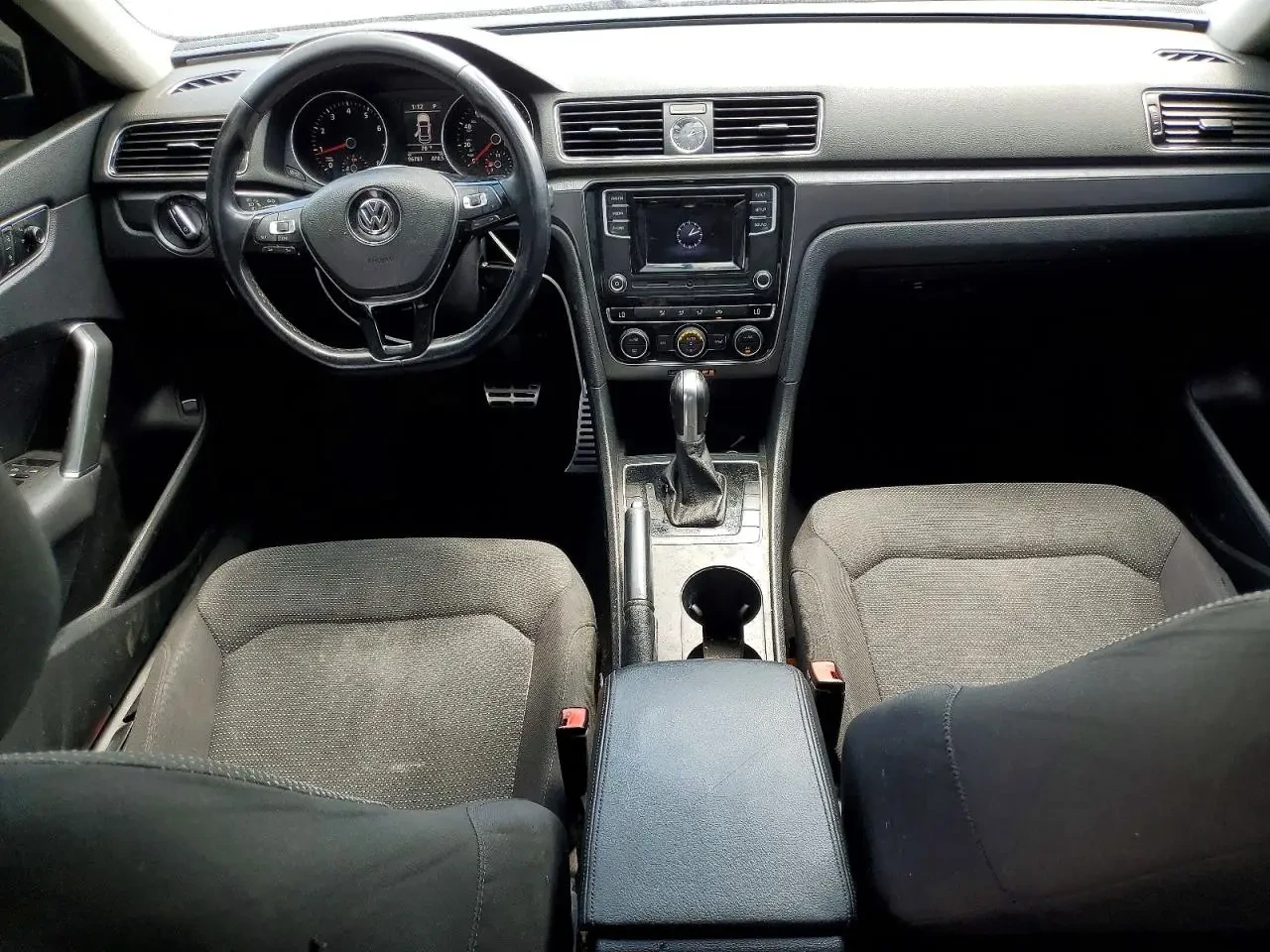 VW Passat, снимка 8 - Автомобили и джипове - 54304109