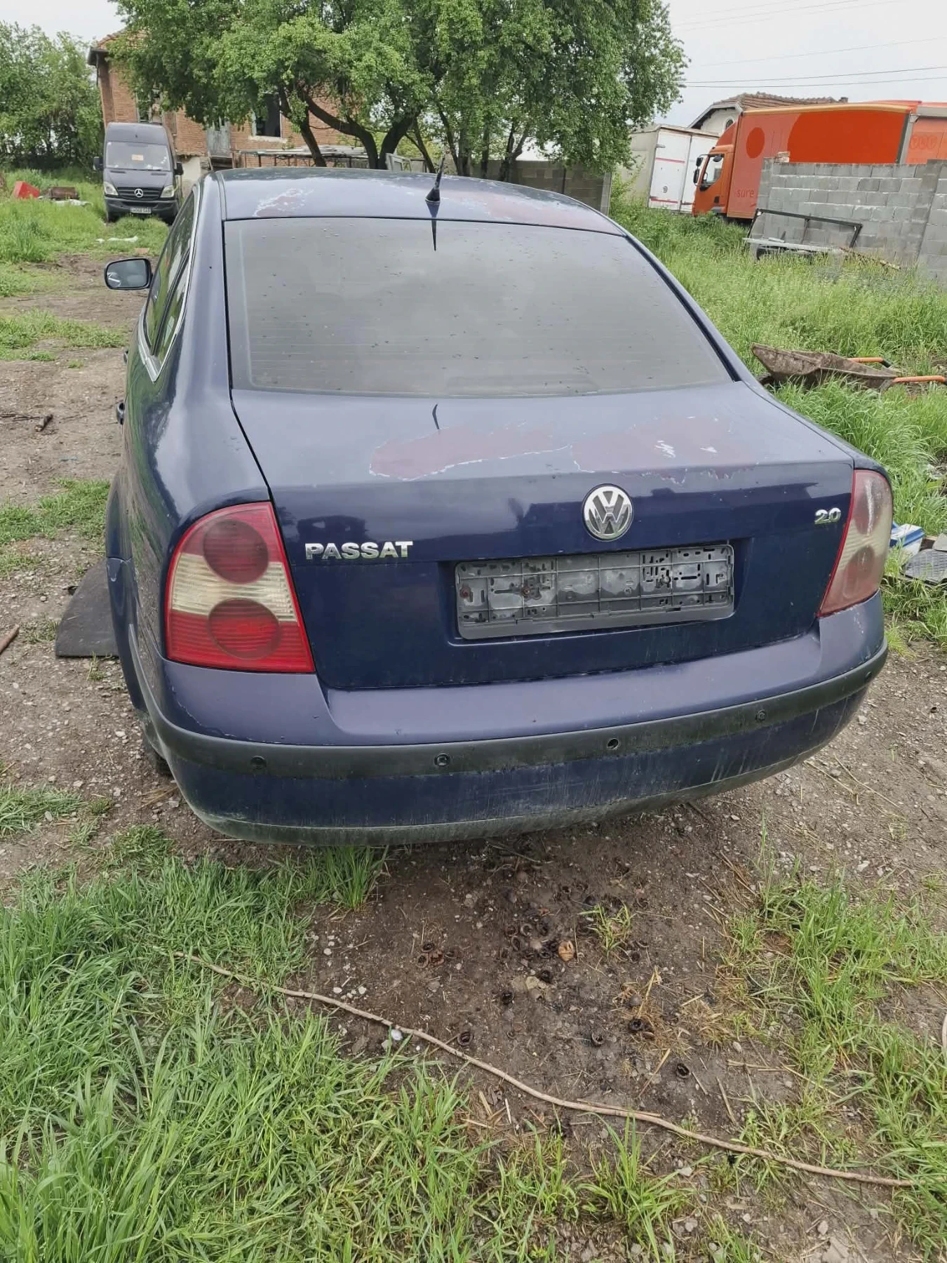 VW Passat, снимка 4 - Автомобили и джипове - 54585390