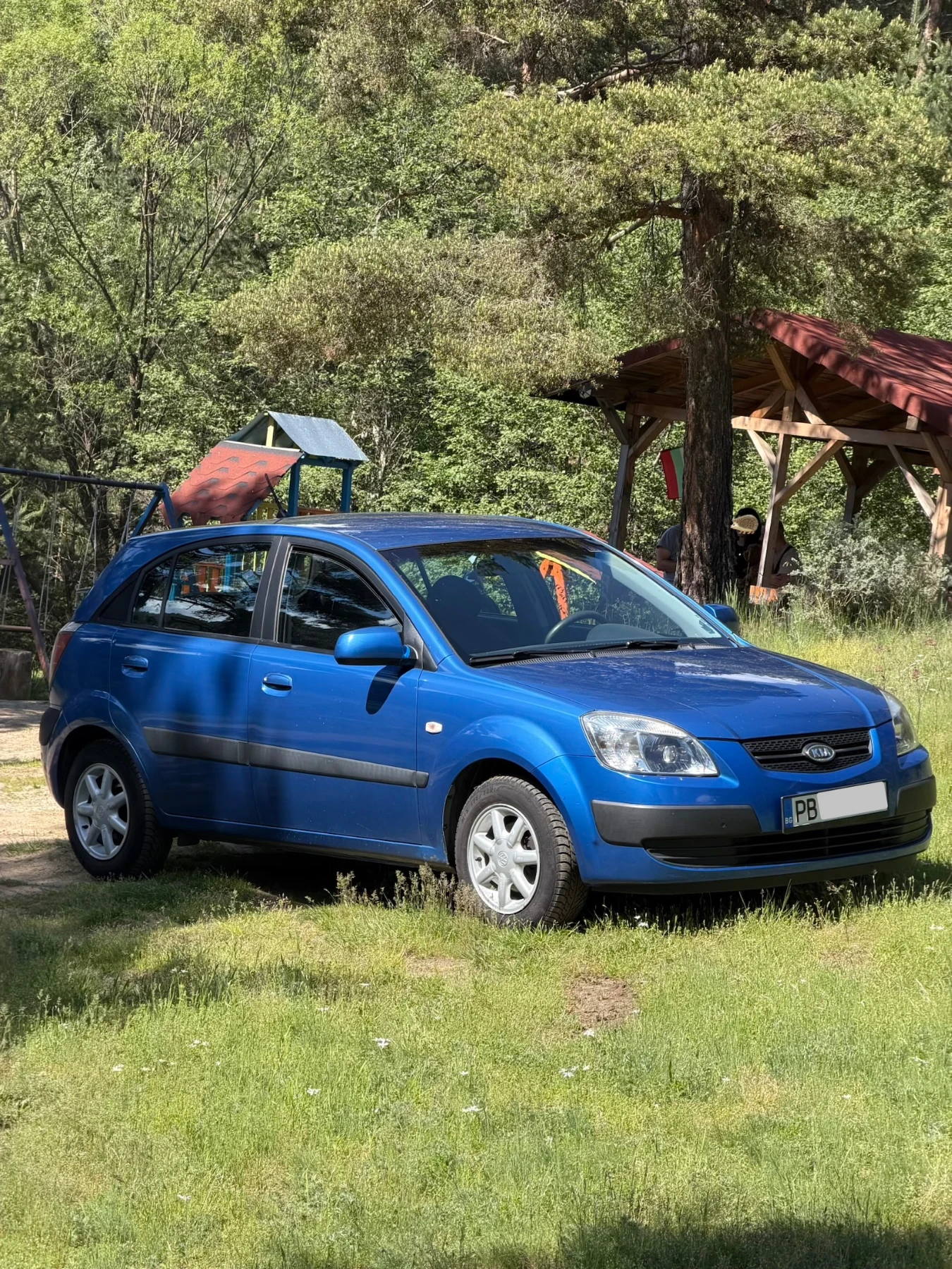 Kia Rio 1.4, снимка 5 - Автомобили и джипове - 54726229