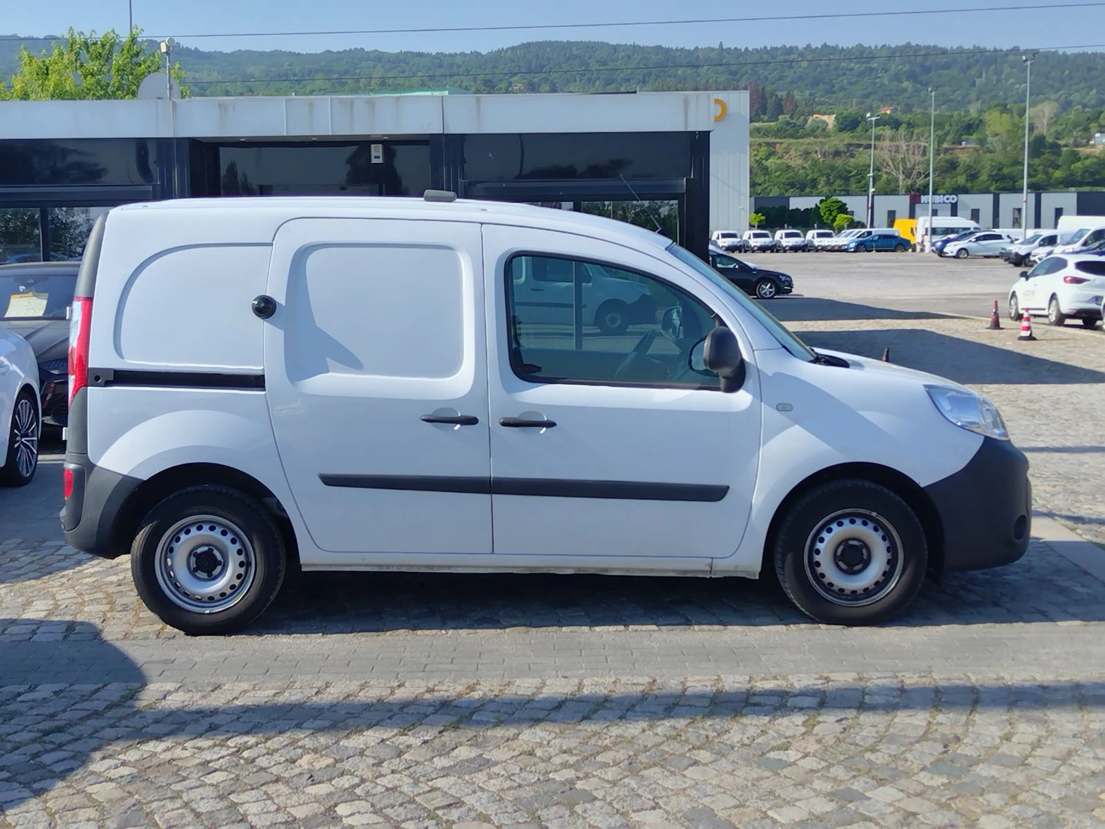 Renault Kangoo 1.5dCi/95к.с., снимка 7 - Автомобили и джипове - 54999954