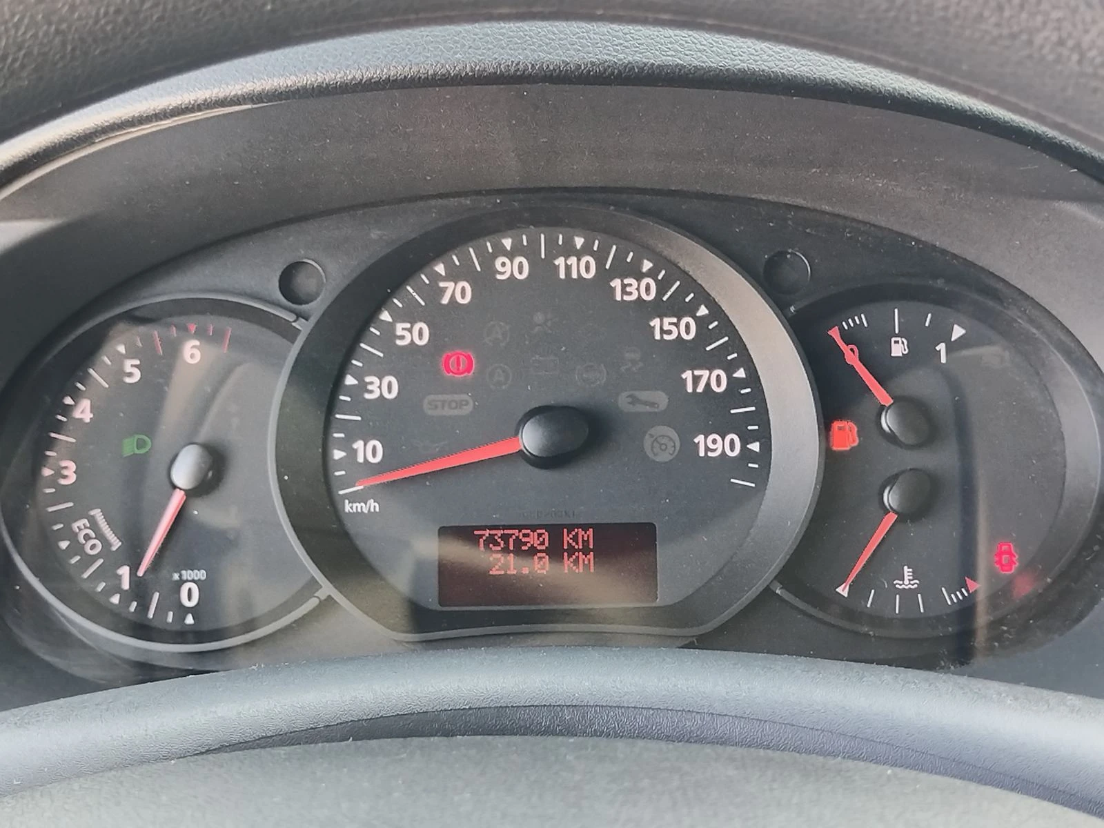 Renault Kangoo 1.5dCi/95к.с., снимка 11 - Автомобили и джипове - 54999954