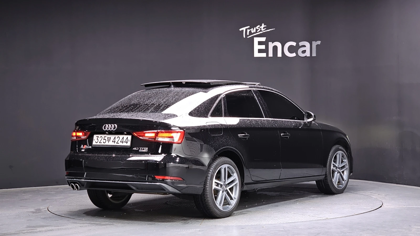 Audi A3 40tfsi 8V, снимка 3 - Автомобили и джипове - 55324917