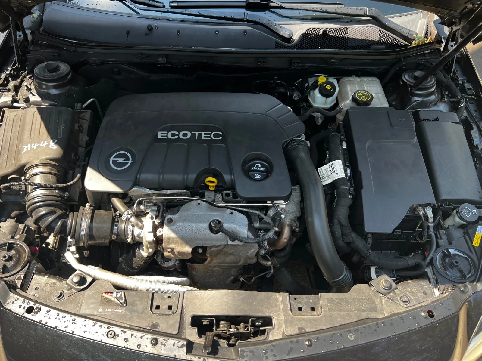 Opel Insignia ST 1.6 ecoflex, снимка 12 - Автомобили и джипове - 55584693