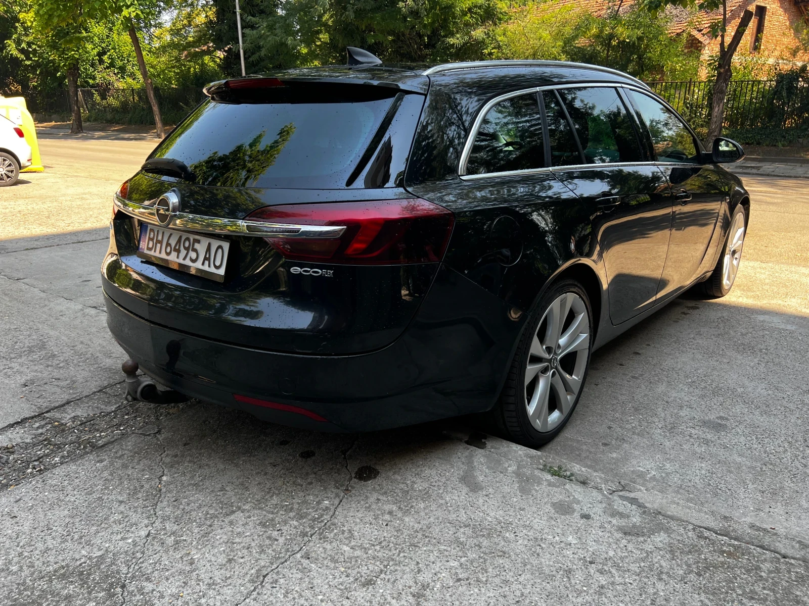 Opel Insignia ST 1.6 ecoflex, снимка 5 - Автомобили и джипове - 55584693