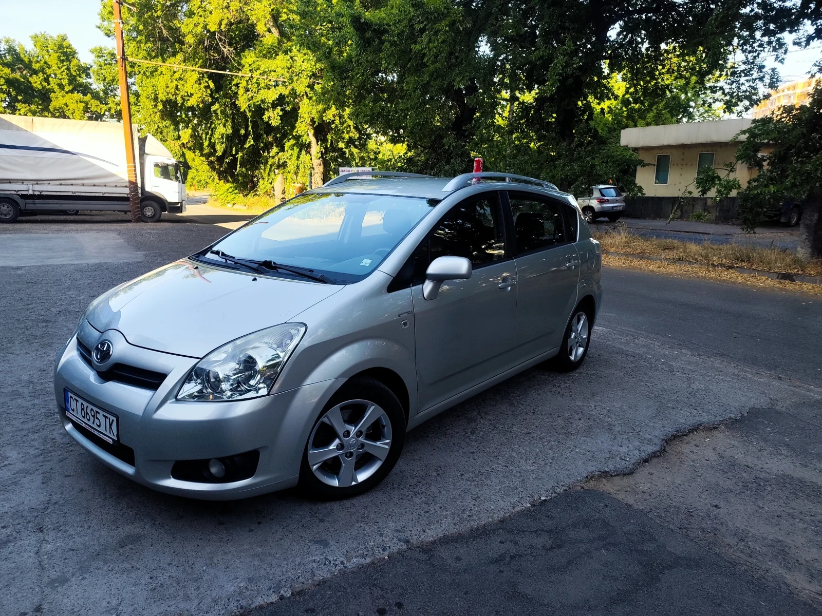 Toyota Corolla verso 7 местна